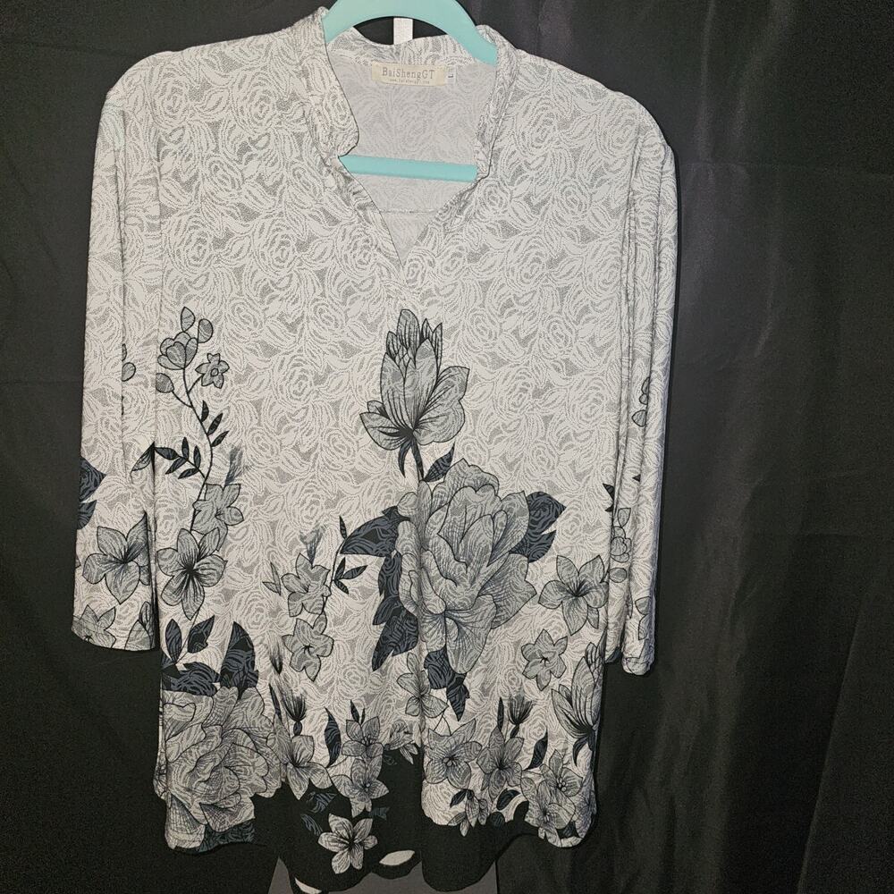 Baisheng GT Blue Grey White Floral Tunic With 3/4 Sleeve Size L